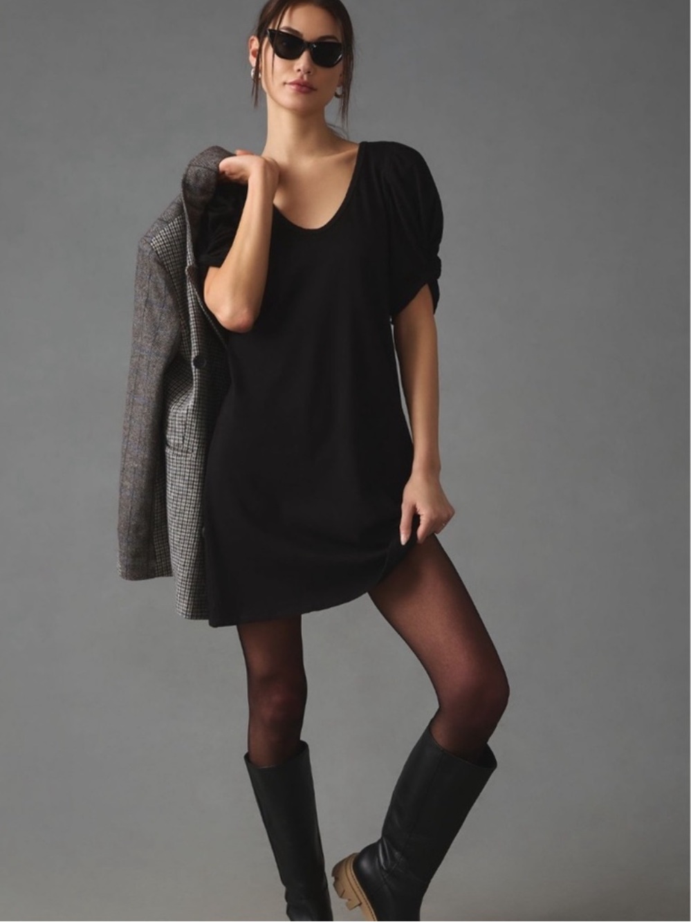 Nwt amadi Black Short Sleeve Mini Dress